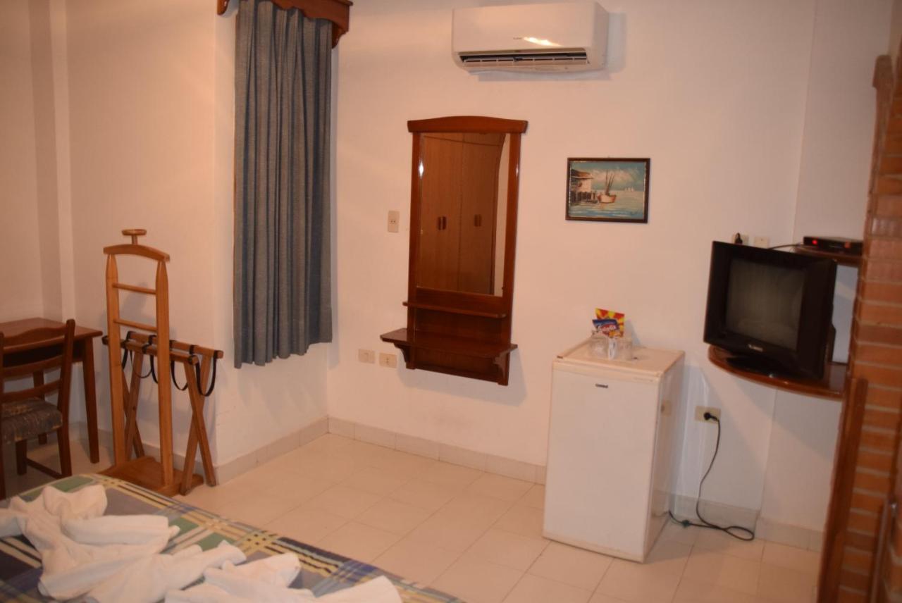 Hotel Palmas Del Sol Ασουνσιόν Εξωτερικό φωτογραφία